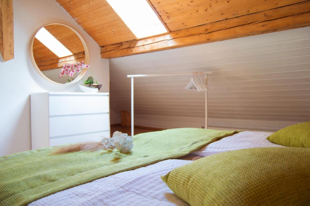 Wellness Mitten In Der Wasserfallstadt Triberg Triberg im Schwarzwald Exterior foto